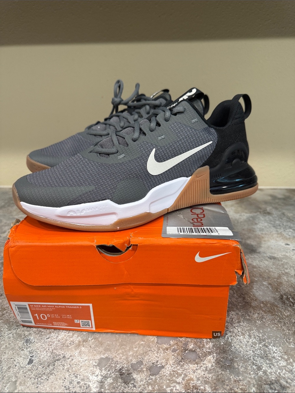 Nike Men’s Air Max Trainer in Gray, Black and Gum